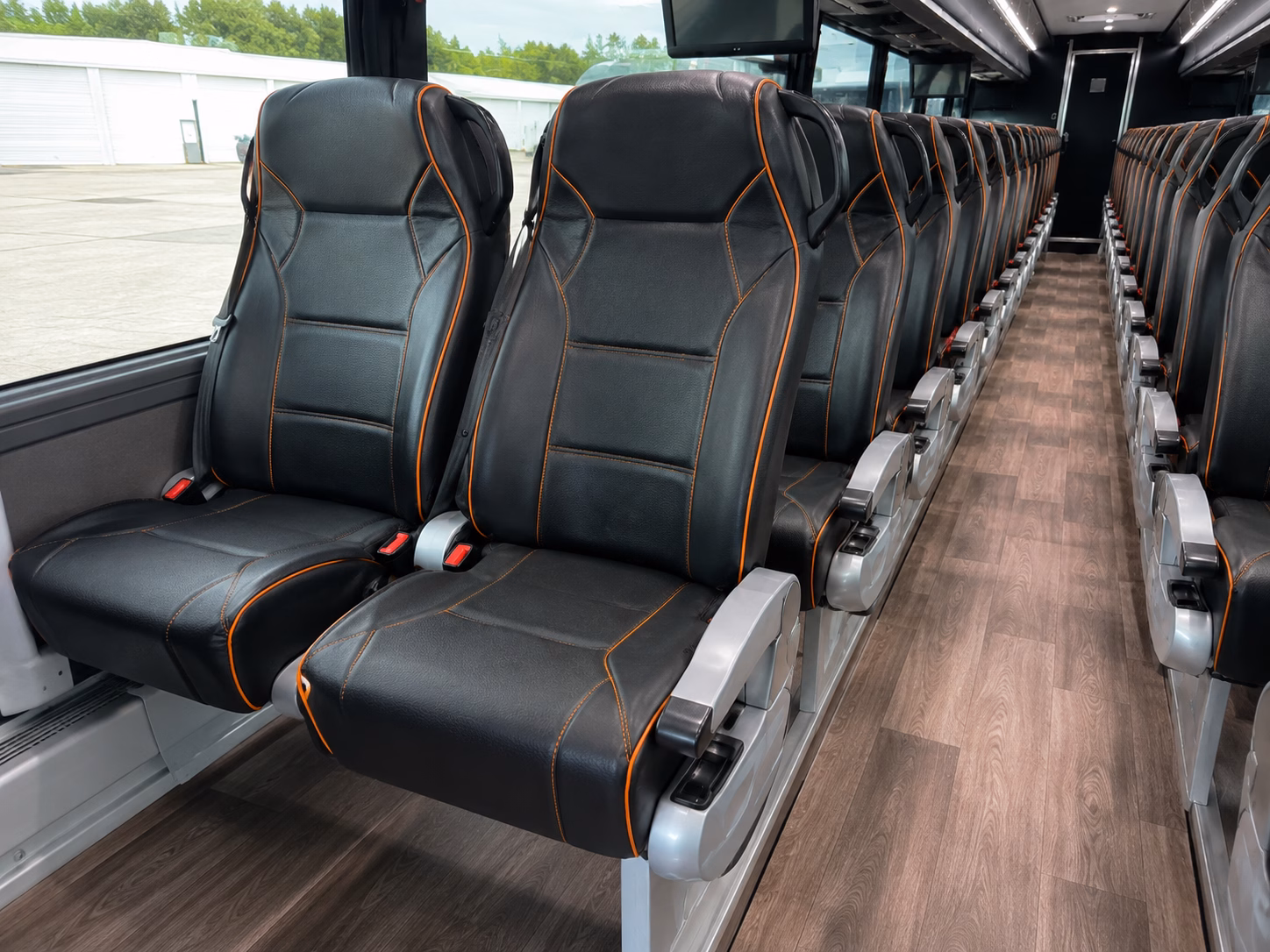 frisco airport shuttle bus rentals for private groups