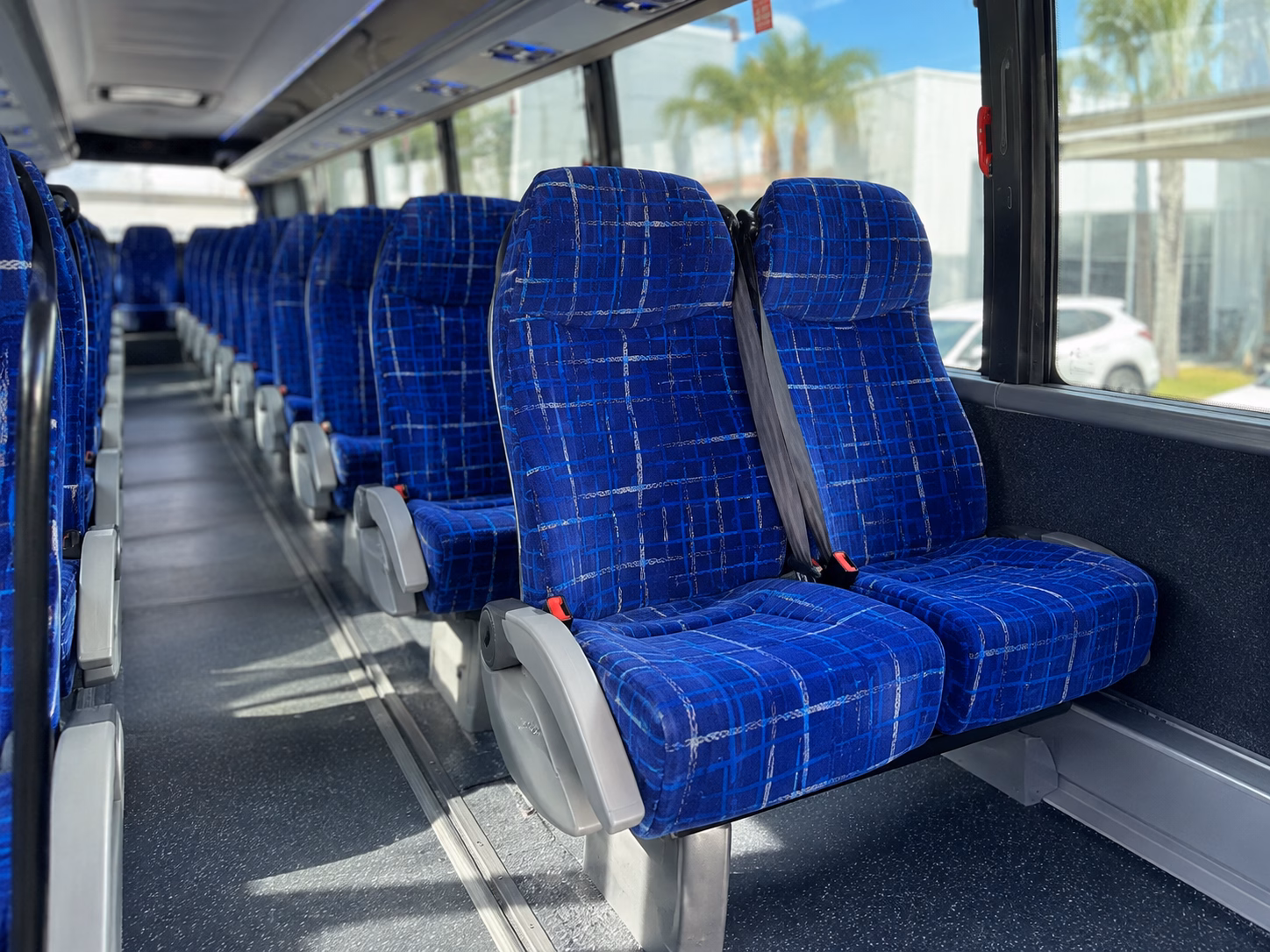 private charter buses for layovers in frisco